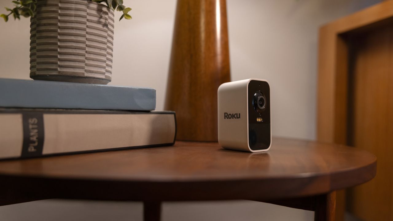 The Roku Battery Camera on a table